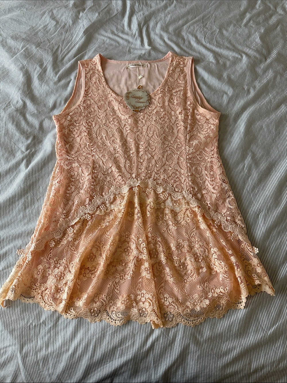 Simply Couture Peach Lace Peplum Sleeveless Top